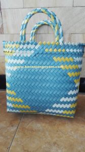 Anyaman Tas Dominan Biru