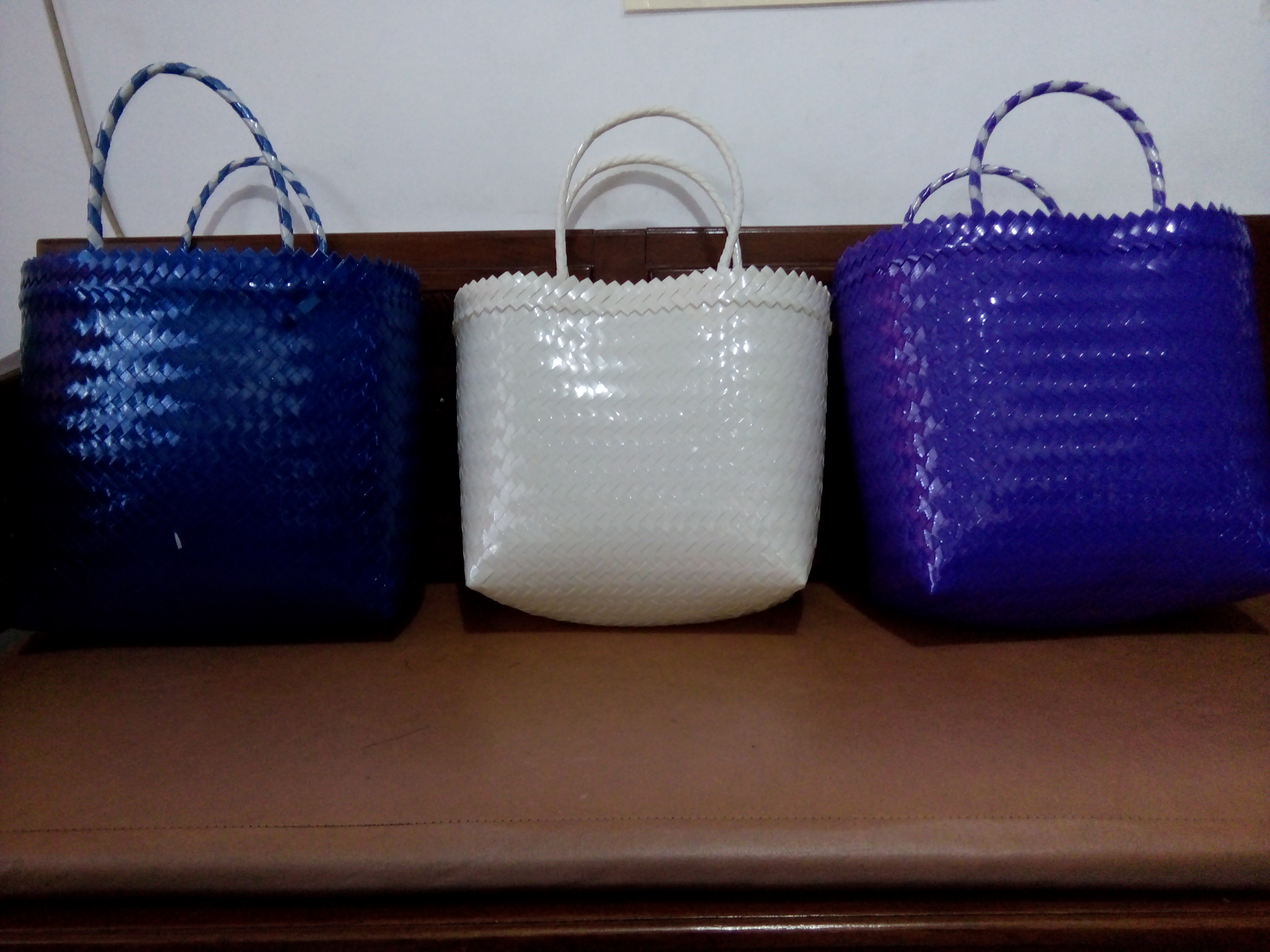 Tas Bening Kaca Polos