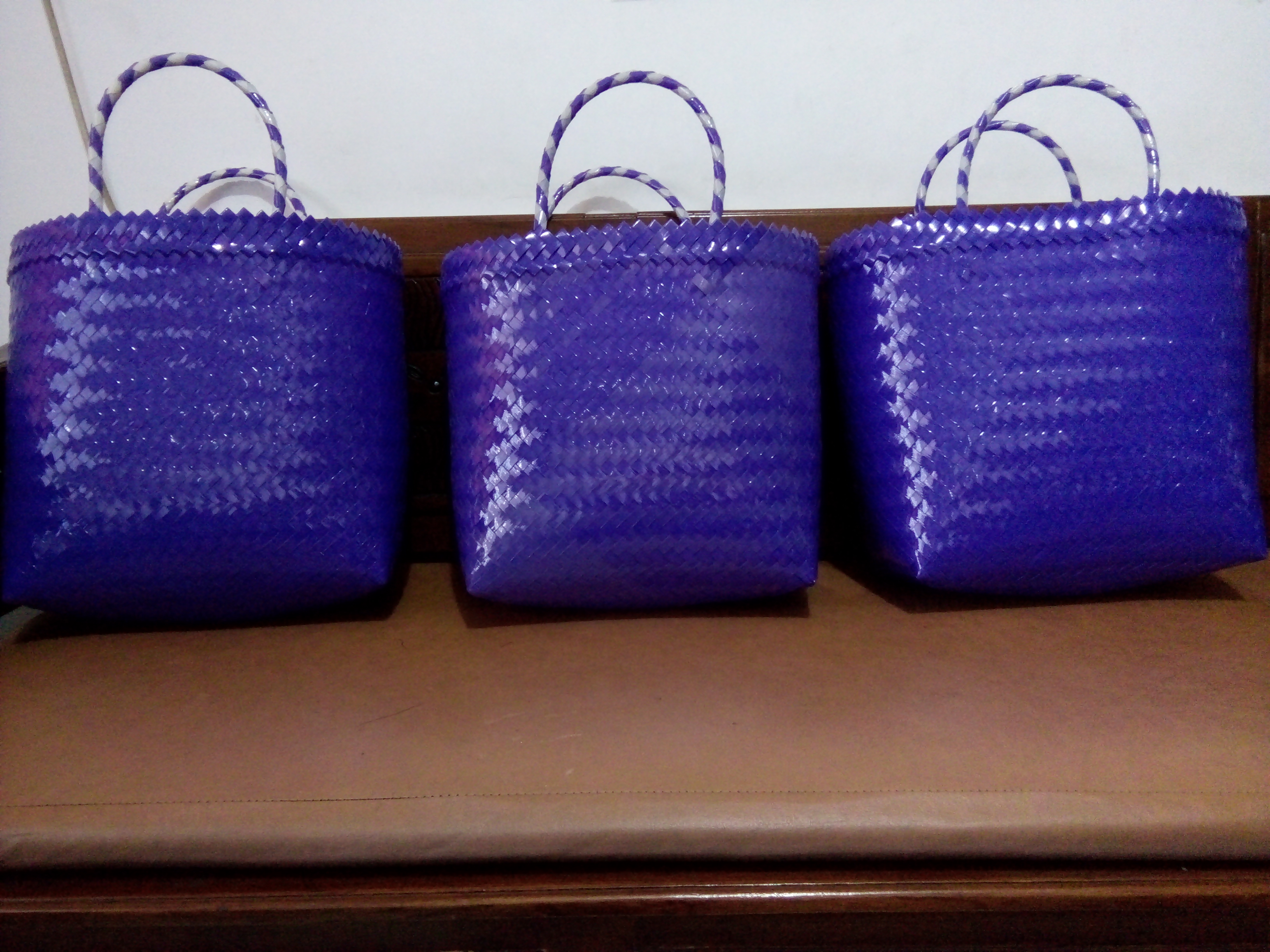 Warna Ungu Tas Bening Kaca Polos