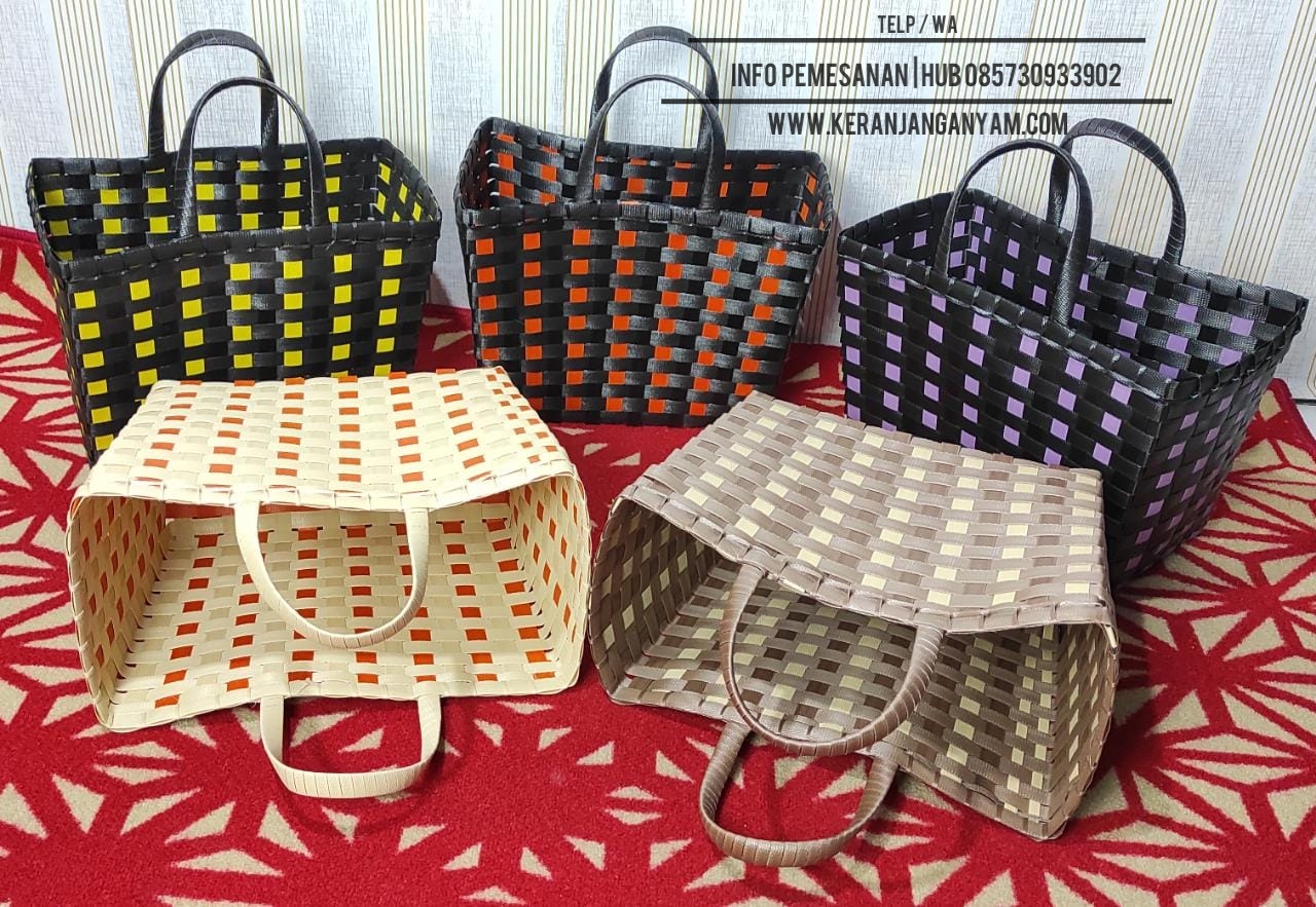 Gambar Foto Tas Anyaman Plastik Kotak